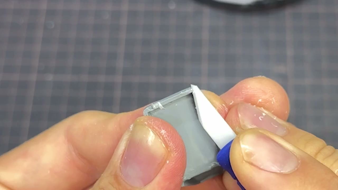 マジ・スク 小さいパーツ バリ取り 使い方