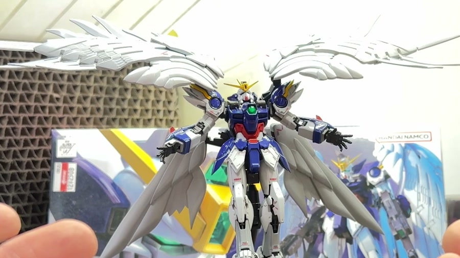 RGウイングガンダムゼロEW グロス塗装完成